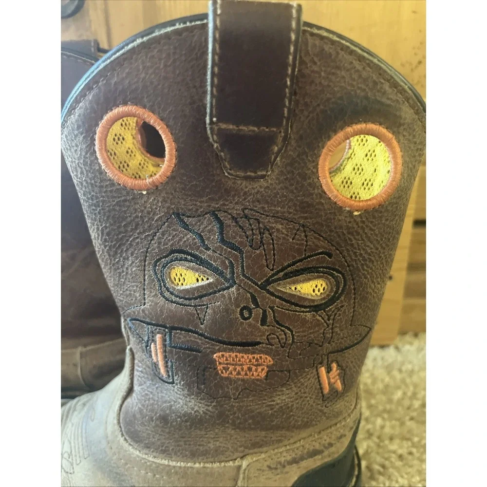 Cody James Warrior Skull Square Toe Kids‎ Size 1 D Pull On Work/Western Boots